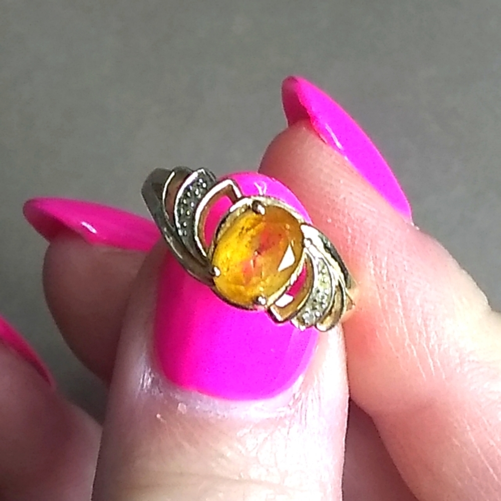 Solid 10KT Gold Yellow Citrine & Diamonds Ring Sz 7